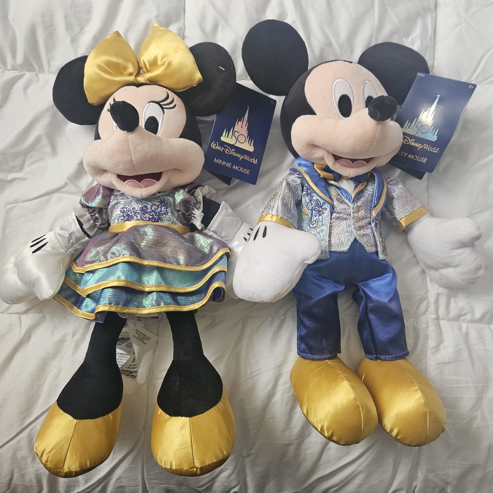 Disney Mickey and Minnie Mouse Plush Set
